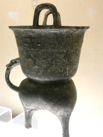 Tomato Juice‘s China Travel とまとじゅーす的中国旅行、上海博物館・青銅器展、西周早期（紀元前11世紀）頃の南単甗（げん）という青銅器