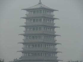 中国旅行記＠西安の世界園芸博覧会、香港園から撮影した長安塔